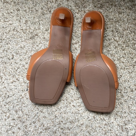 Caramel mules - Picture 2 of 3